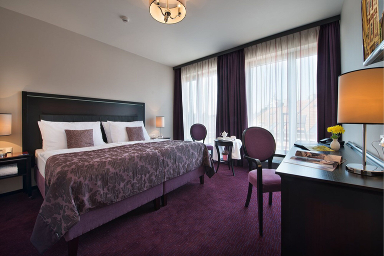 Bedroom 3, EA Embassy Prague Hotel, Praha 7
