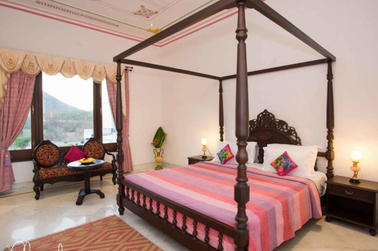 Bedroom 3, Devraj Villa-A Luxury Homestay with Pool, Udaipur