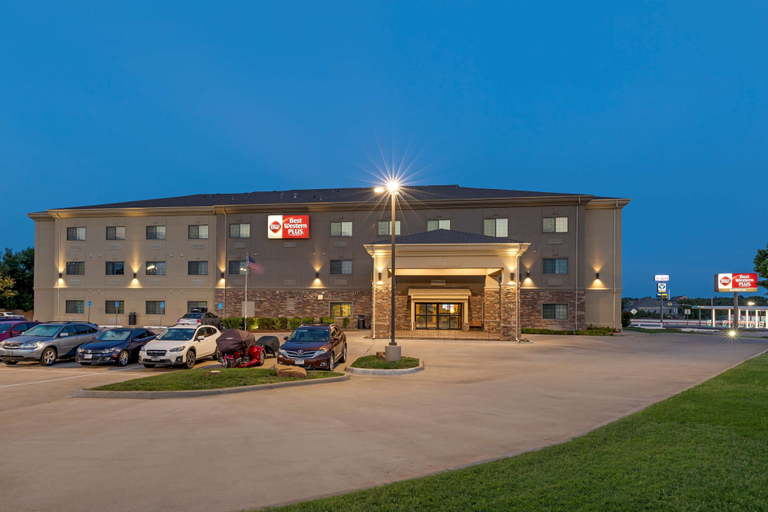 Exterior & Views 2, Best Western Plus Red River Inn, Donley