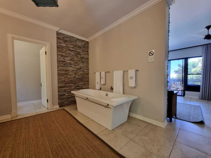 Bathroom 4, Relax Inn, iLembe