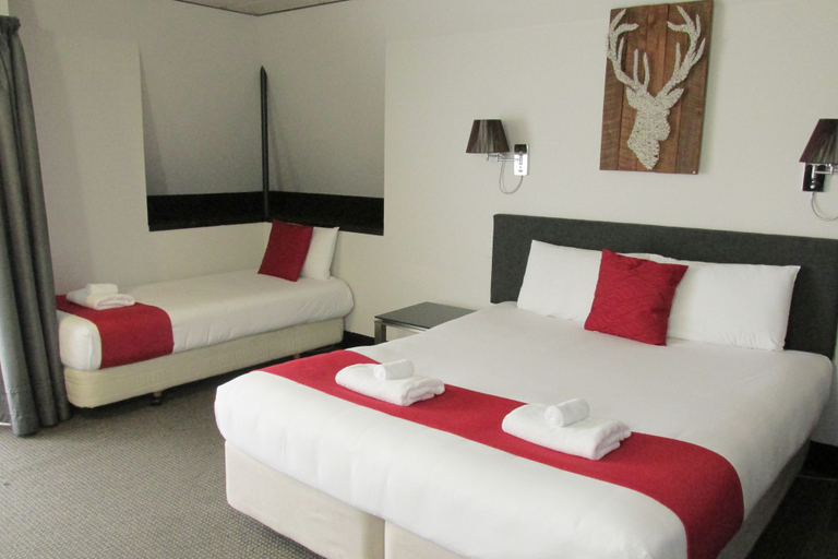 Bedroom 4, 136 On Bealey - Motel, Christchurch