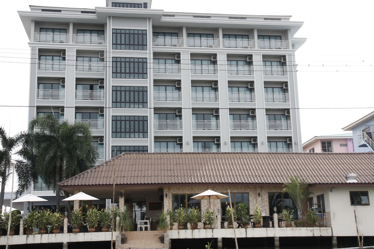Exterior & Views 2, Golden Foyer Suvarnabhumi Airport Hotel, Lat Krabang