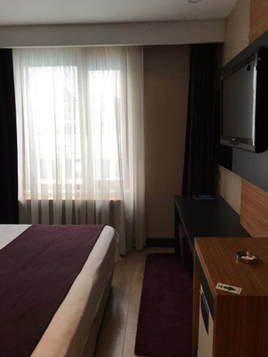 Bedroom 5, Aydinoglu Hotel, Maltepe