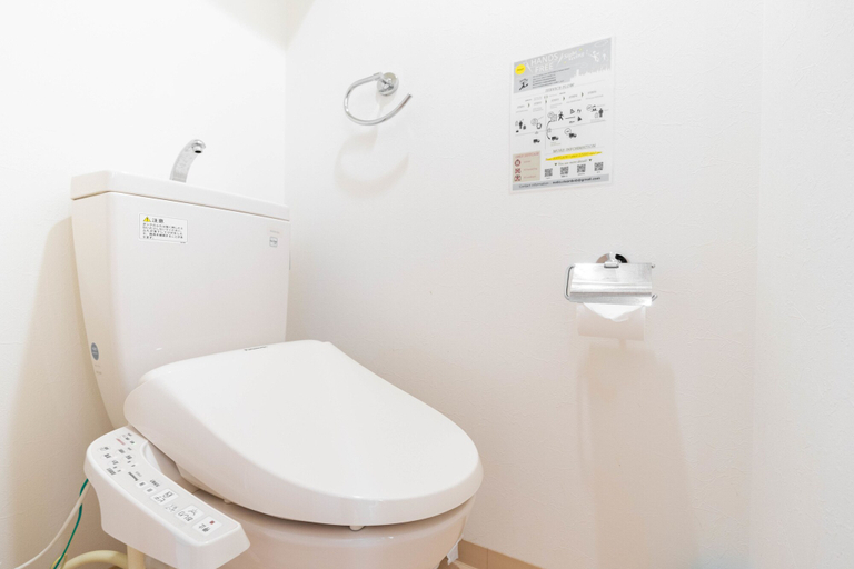 Bathroom 3, Shinsaibash East Nana Apartment · Junan, Osaka