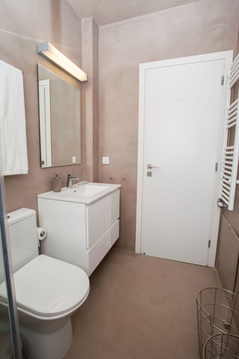 Bathroom 5, Crystal Green Signature Apartments Glyfada, Attica