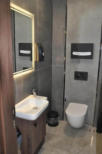 Bathroom 5, Golaz Suit Otel, Çankaya