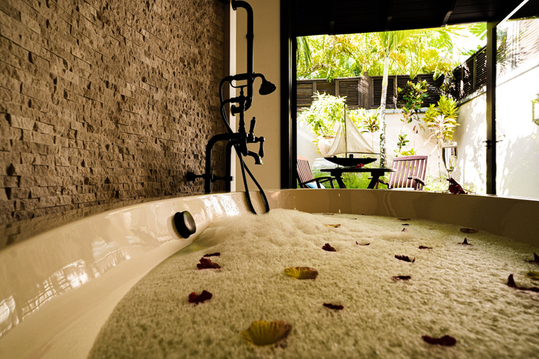 Bathroom 5, STORY Seychelles