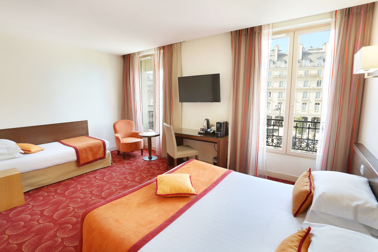 Bedroom 3, Le Grand Hotel de Normandie, Paris