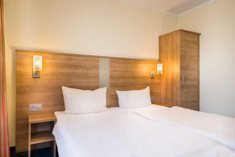 Bedroom 3, acora Bonn Living the City, Bonn
