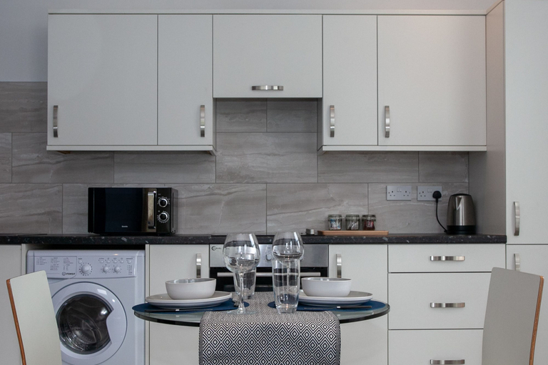 Others 4, Cross St Boutique Apartment, Trafford