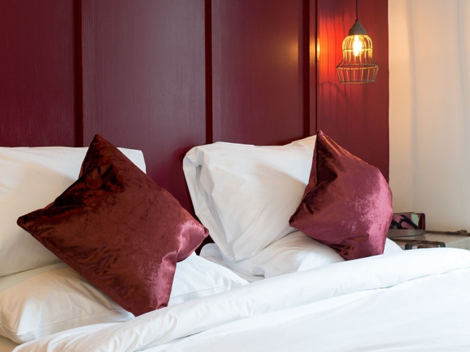 Bedroom 3, The Cornish Arms, Devon