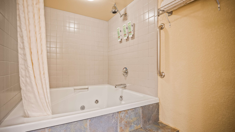 Bathroom 4, Best Western Center Pointe Inn, Taney