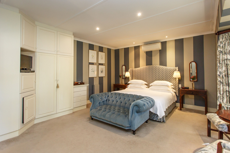 Bedroom 3, Rosenhof Boutique Hotel, Eden