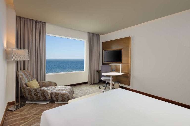 Bedroom 4, Radisson Hotel Colombo, Thimbirigasyaya