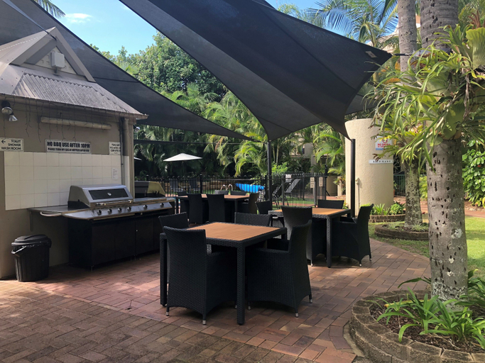 Food & Drinks, Sanctuary Beach Resort, Gold Coast