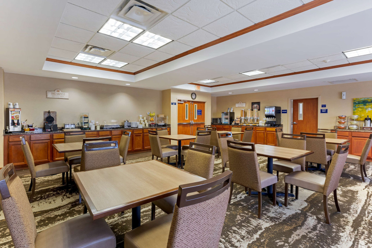 Food & Drinks 5, Best Western Seminole Inn & Suites, Seminole