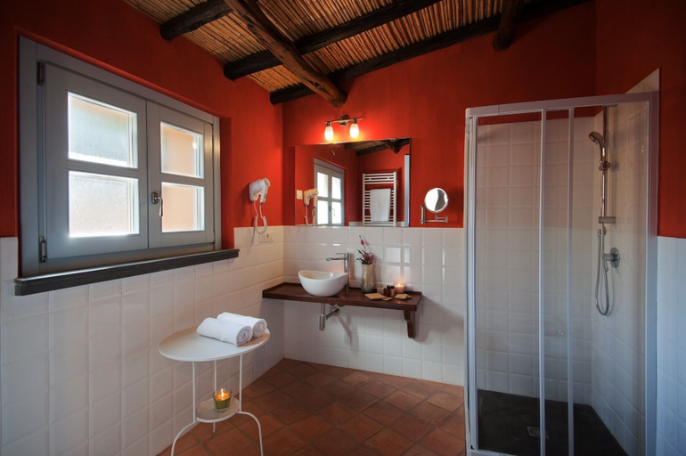 Bathroom 5, Aquae Sinis Albergo Diffuso, Oristano