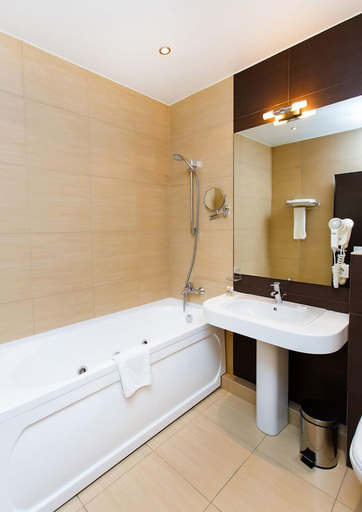 Bathroom 3, Hotel Art, Vysokogorskiy rayon
