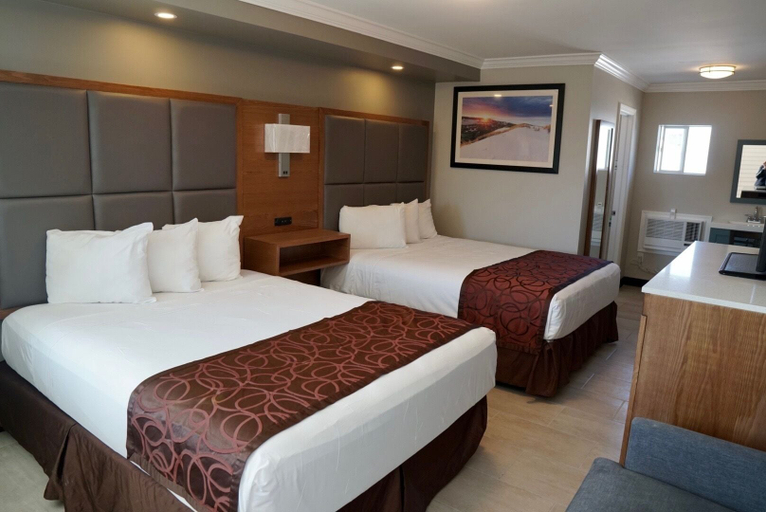 Bedroom 4, Coastal Sands Inn, Cape May