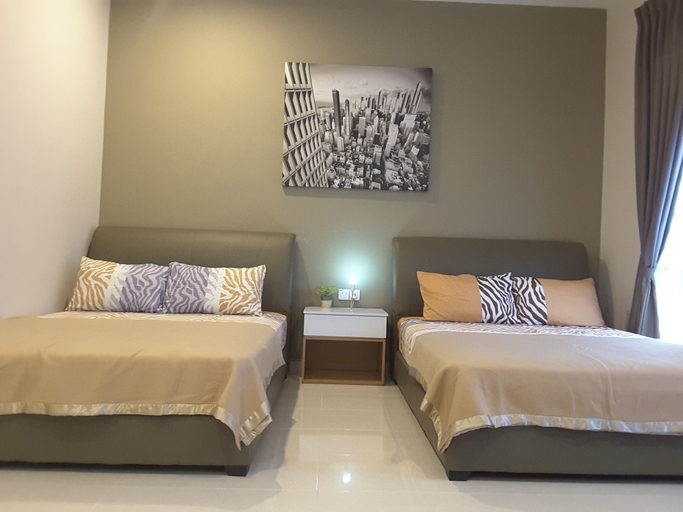 Bedroom 5, Laman Kurnia Holiday House, Kota Bharu