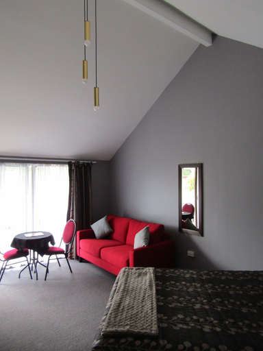 Others, Gateway Motor Lodge, Tararua