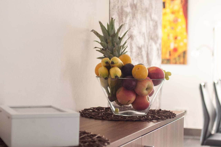 Food & Drinks 5, modern-one apartments Fulda, Fulda