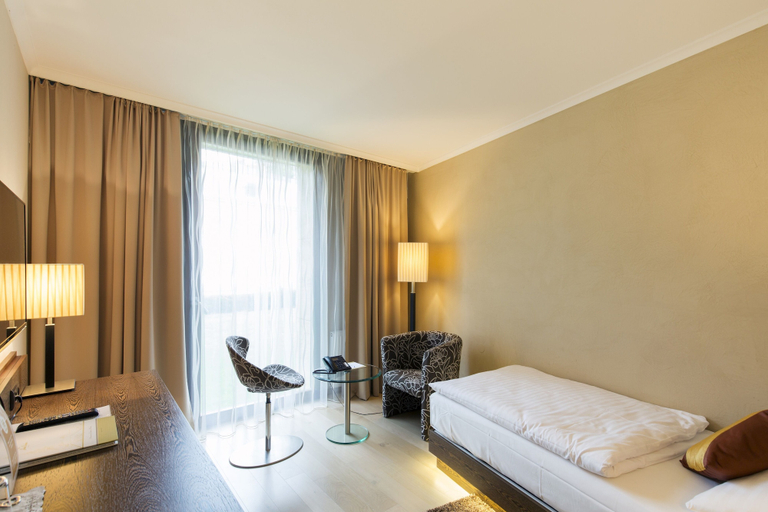 Bedroom 3, Hotel Sacher Baden, Baden