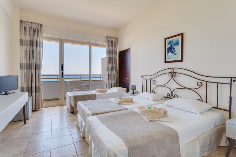 Bedroom 4, Piere Anne Beach Hotel