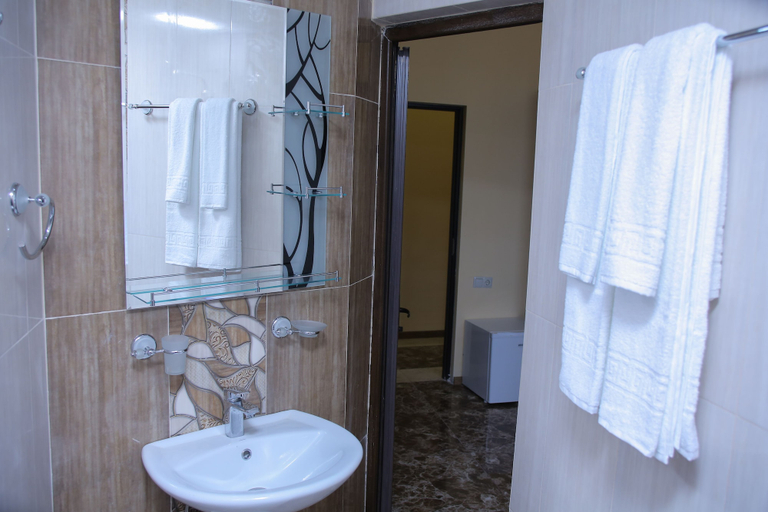 Bathroom 4, Red Hotel Yerevan, Yerevan