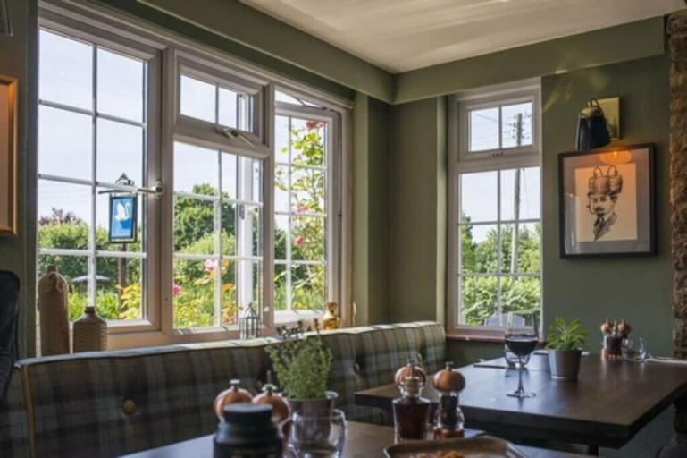 Food & Drinks 5, The Swan Inn, Somerset