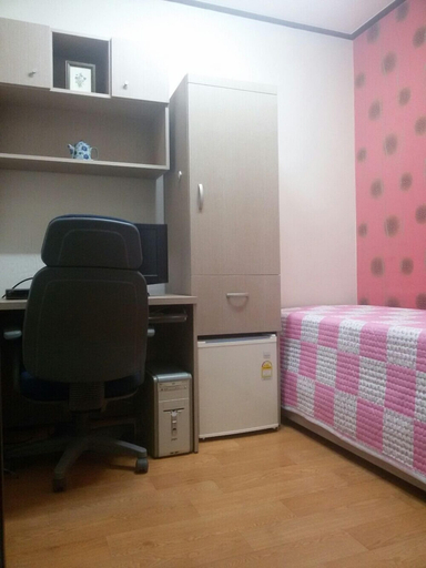 Bedroom 3, Jukjeon Guesthouse iwantlivingtel, Yongin