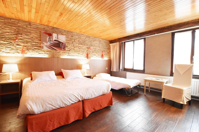 Bedroom 4, Hôtel Le Relais, Liège