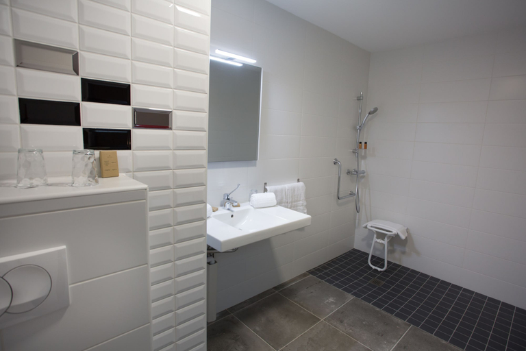 Bathroom 5, Hôtel La Fabrique, Charente-Maritime