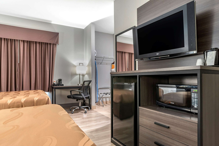 Bedroom 3, Quality Inn & Suites Demopolis, Marengo