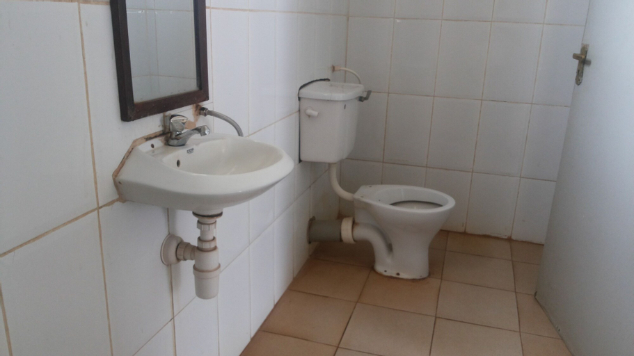 Bedroom 4, New Sunset Hotel, Gulu