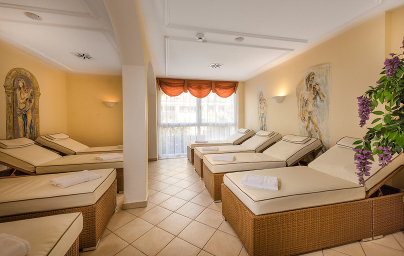 Bedroom 3, Hotel Palace, Sankt Johann im Pongau
