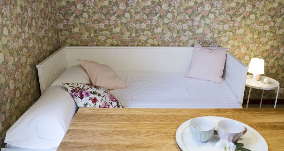 Bedroom 3, JOIVY Flowers Apartment 25, Como