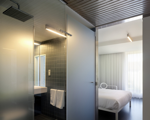 Others 4, Moure Hotel, A Coruña