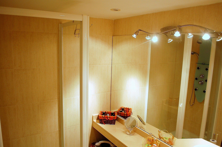 Others 3, Apartamento 2148 - Royal Marine I, Girona