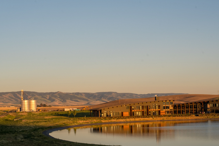Exterior & Views 2, Eritage Resort, Walla Walla
