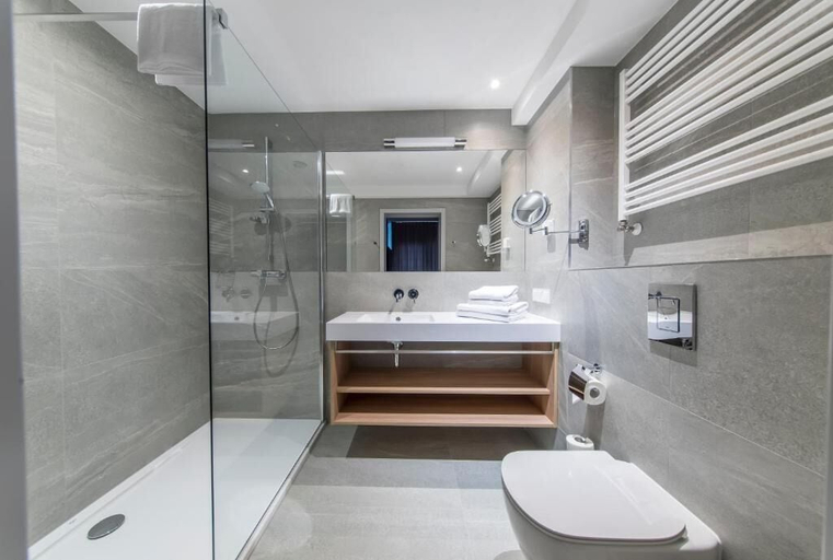 Bathroom 5, Baltivia Sea Resort, Koszalin