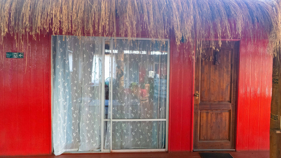 Exterior & Views, Kaimana Inn Hotel Restaurant, ísla de Pascua