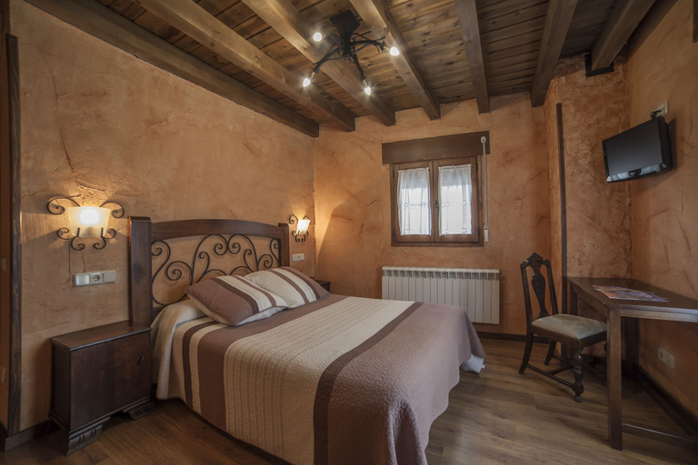 Bedroom 2, La Casona del Herrero, Soria