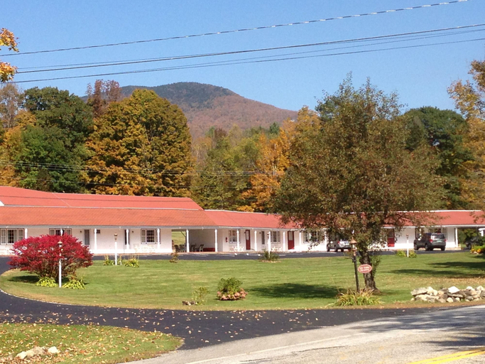 Exterior & Views 2, Four Winds Country Motel, Bennington