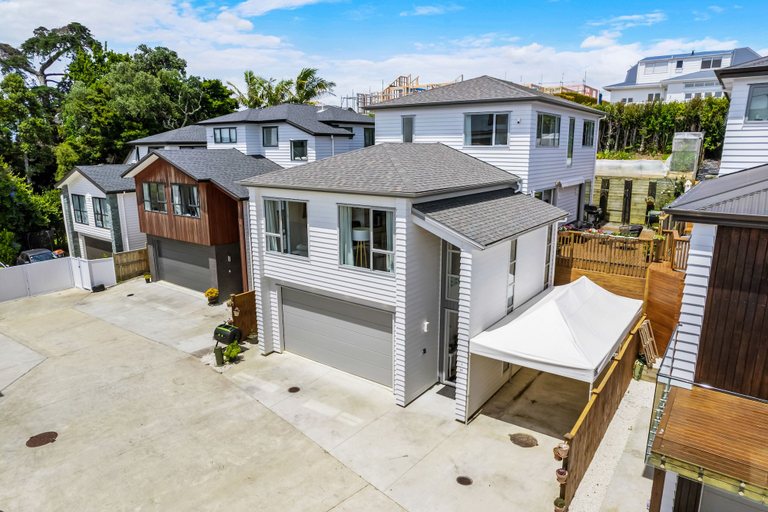 Exterior & Views 2, Stunning Taka Retreat nr Beach-Netflix, Waitakere