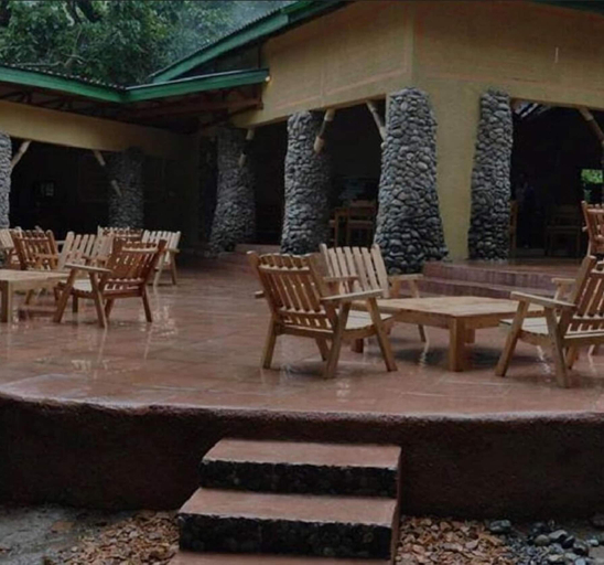 Others 5, Equator Snow Geo Lodge, Busongora