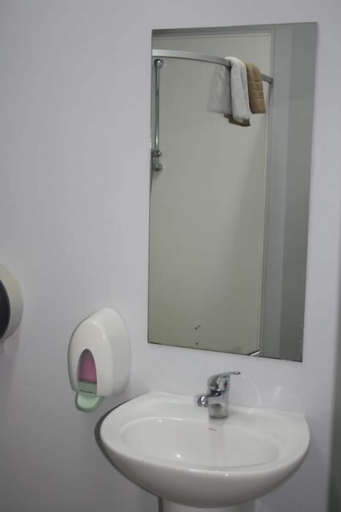 Bathroom, Taupo Urban Retreat - Hostel, Taupo