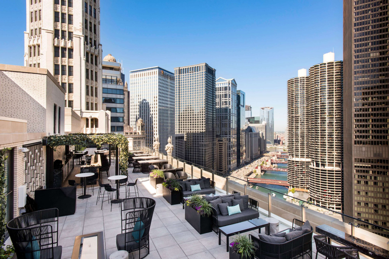Exterior & Views 20