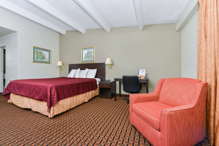Bedroom 4, Americas Best Value Inn Sarasota Downtown, Sarasota