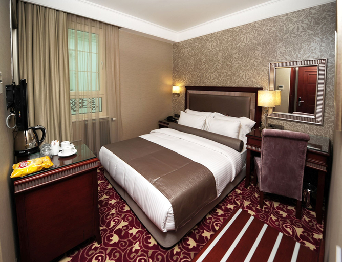 Bedroom 2, Emporium Hotel, Fatih